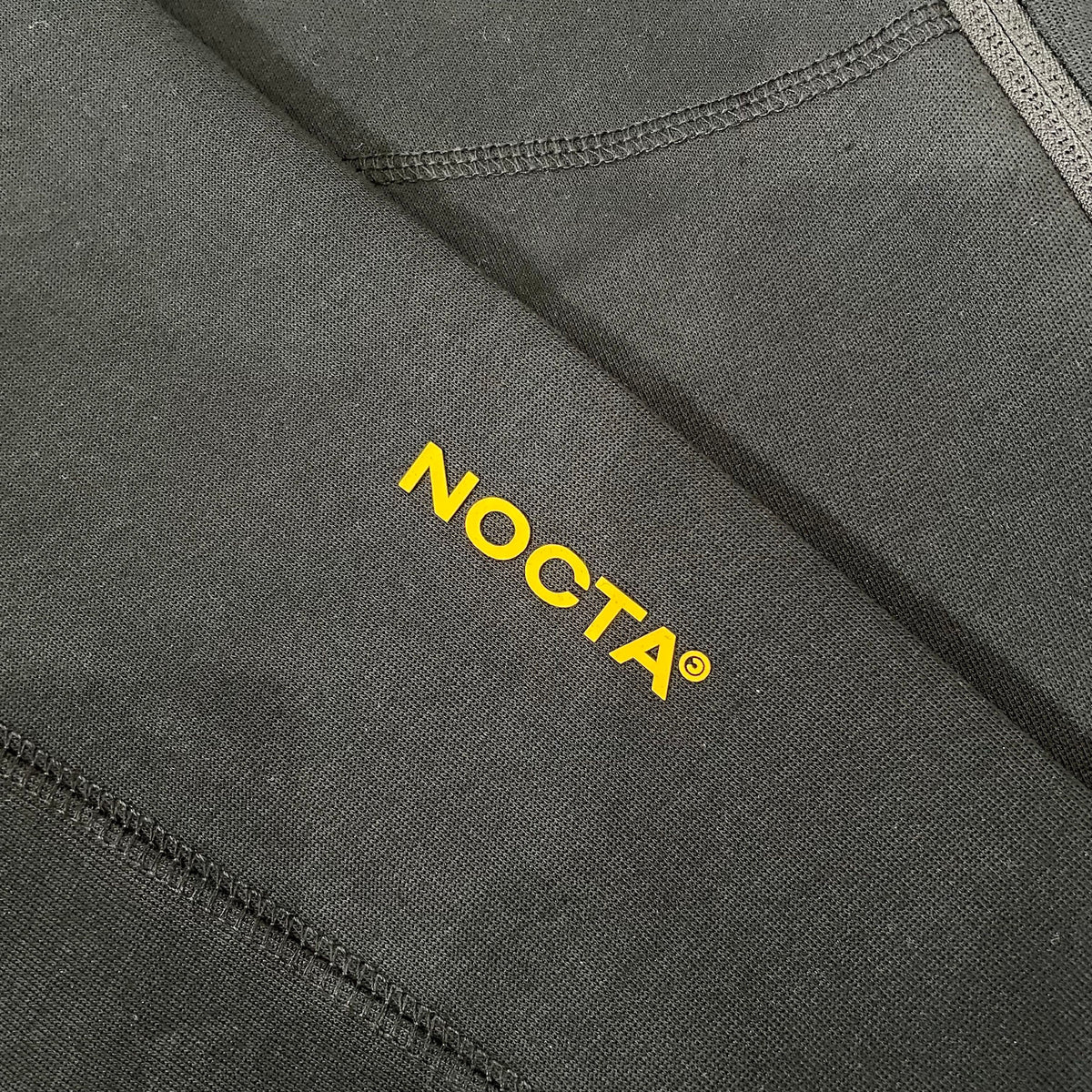 Sudadera Nike x NOCTA Tech Fleece Full-Zip Hoodie (Black / University Gold)